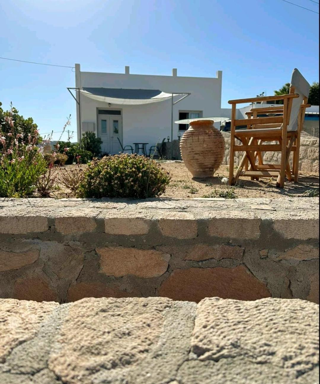 Sea, Sunset & Garden View Parasporos Houses, Milos Adámas Eksteriør bilde